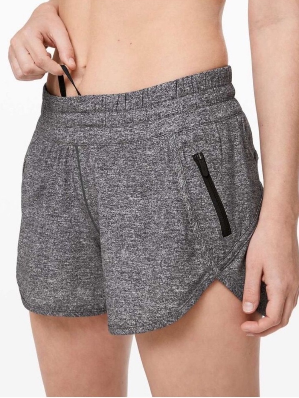 Lululemon Tracker Short V *4" Heather Lux Multi Black. Size 2